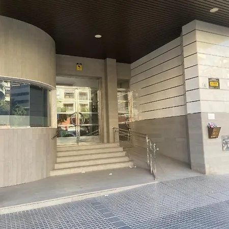 Apto 2 Hab Playa Y Aeropuerto - Martin Carpena 公寓 *